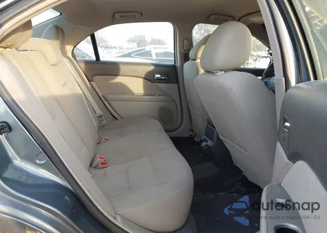 2011 Ford Fusion Hybrid from USA, damaged, VIN 3FADP0L34BR148938